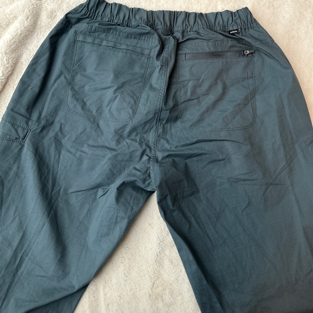 Prana double peak joggers - Picture 9 of 9